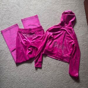 NWT Size XS Juicy Couture Rhinestone/bedazzled Velvet Track Suit PINK